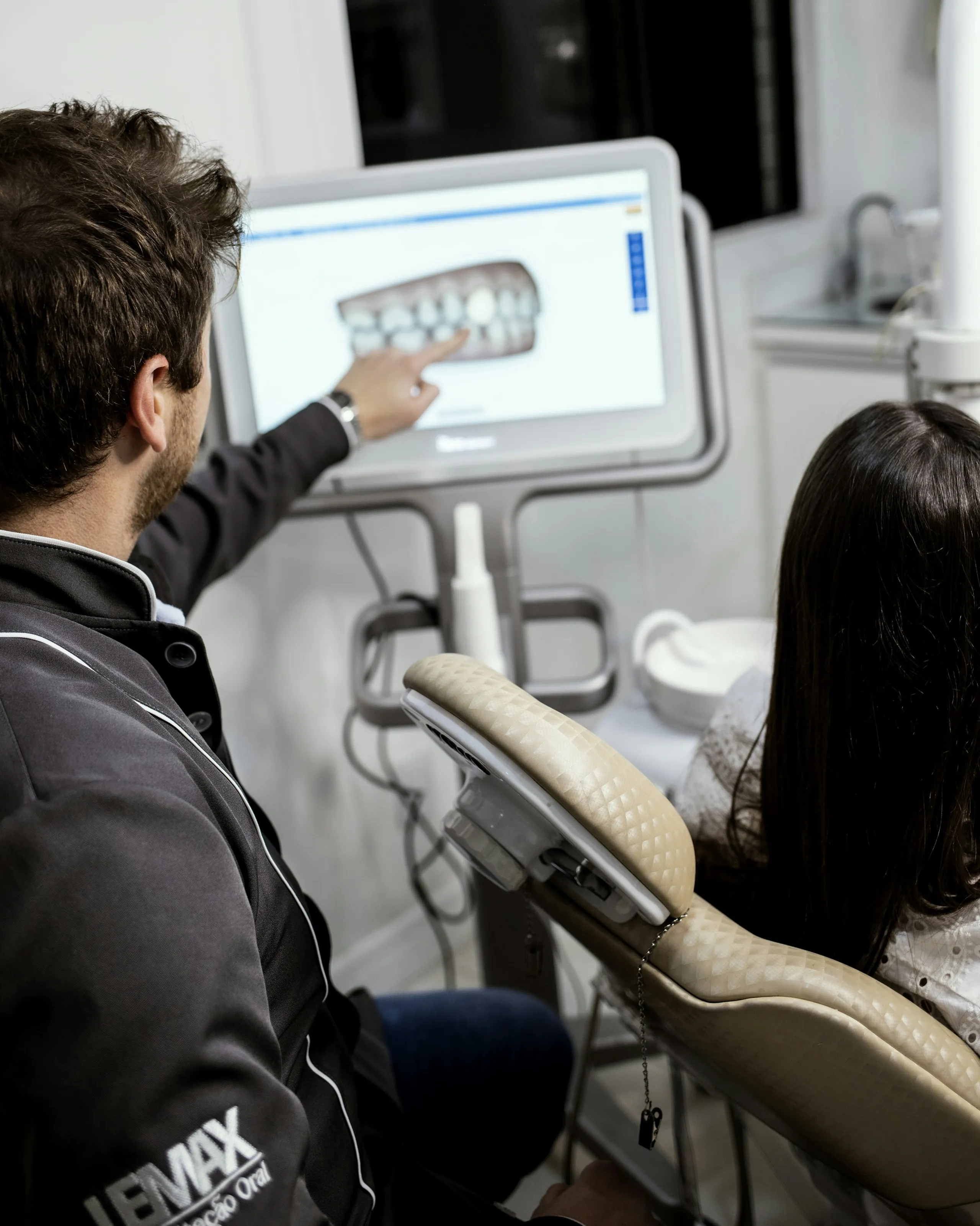 Reviewing a digital dental scan